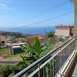 Casa - Peceful Mountain Retreat In Calheta *