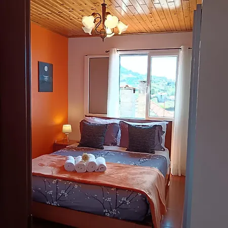 Casa - Peceful Mountain Retreat In Calheta *