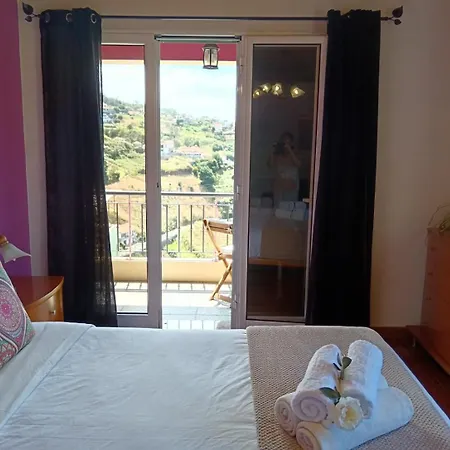 Проживание в семье Casa - Peceful Mountain Retreat In Calheta *