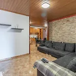 Casa - Peceful Mountain Retreat In Calheta Habitación en casa particular