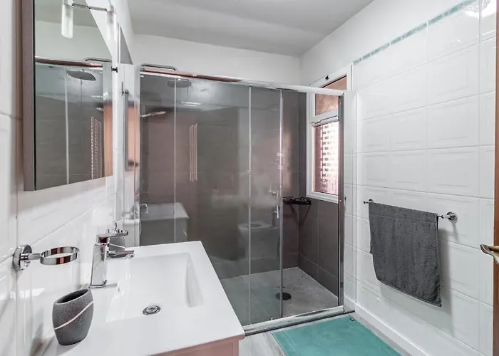 Casa - Peceful Mountain Retreat In Calheta Accommodatie bij particulieren *