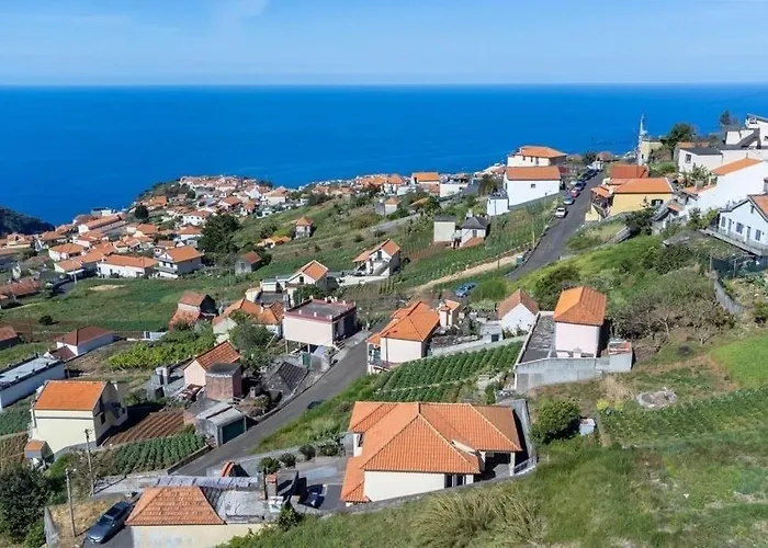 Casa - Peceful Mountain Retreat In Calheta Kwatera prywatna Arco da Calheta (Madeira)
